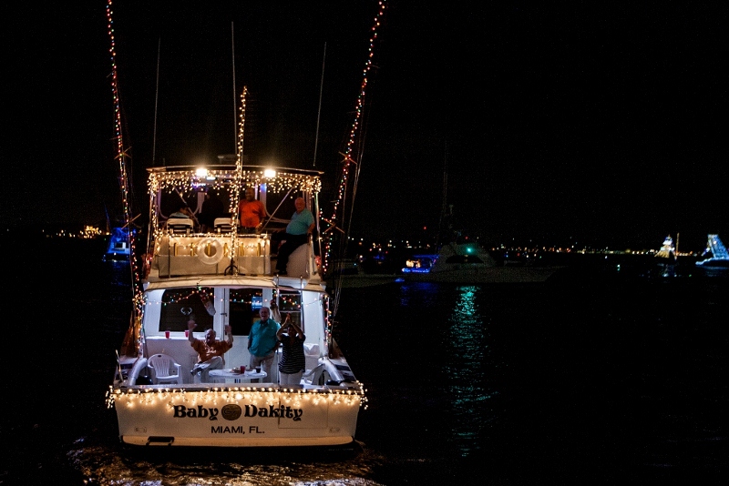 xmas-boat-parade-2016-img-29