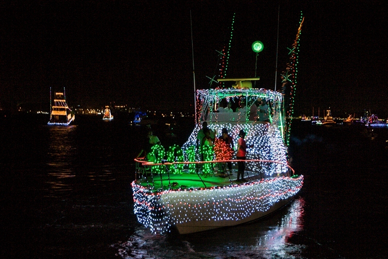 xmas-boat-parade-2016-img-36