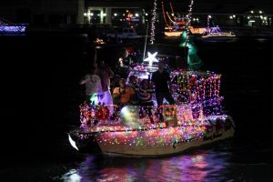 xmas-boat-parade-2016-img-39
